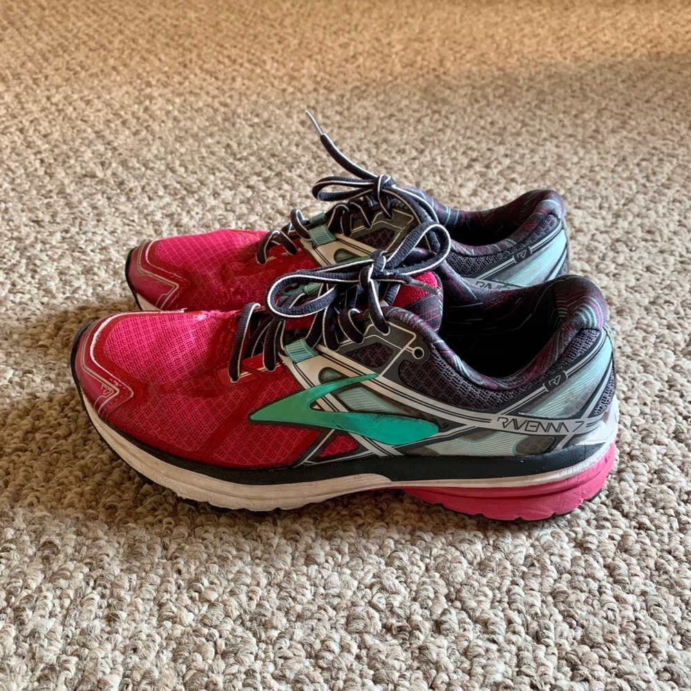 Brooks Women’s Ravenna 7 Shoes/Sneakers Size 7.5